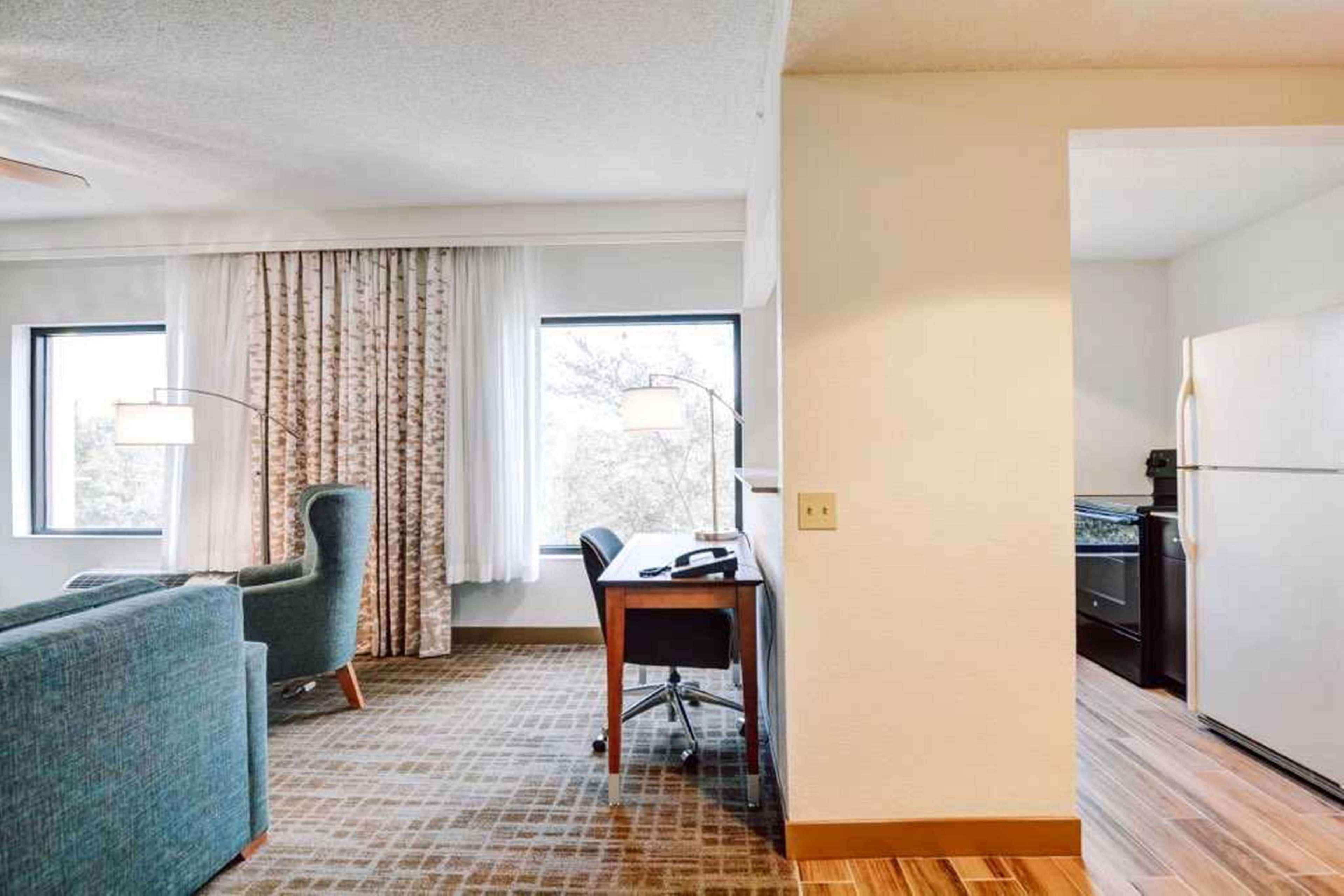 Hampton Inn Palm Beach Gardens Exterior photo