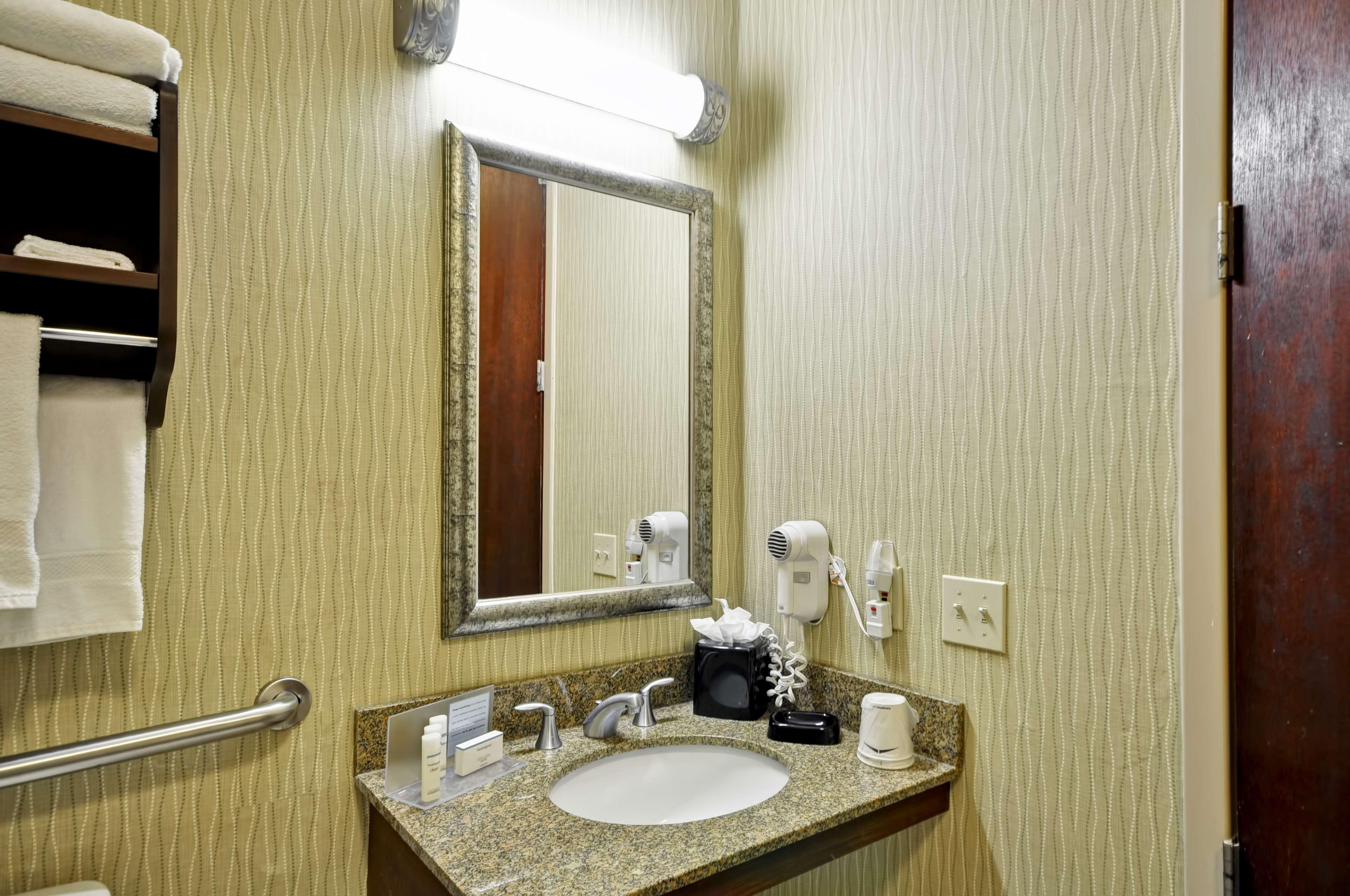 Hampton Inn Palm Beach Gardens Exterior photo